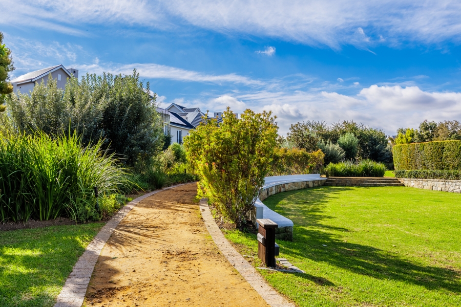 2 Bedroom Property for Sale in Koelenhof AH Western Cape